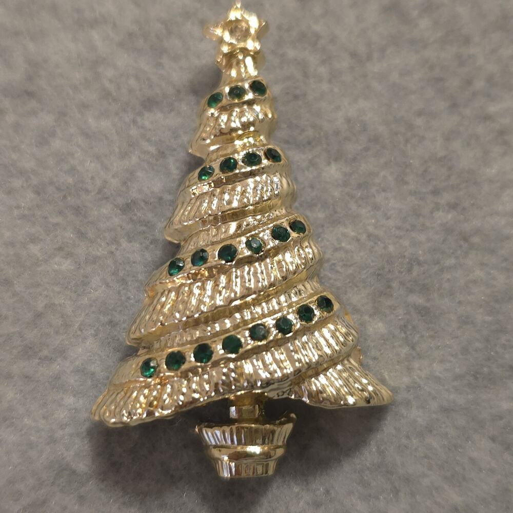 Vintage Christmas Tree Brooch Pin‎ Gold Tone With Green Round Crystals